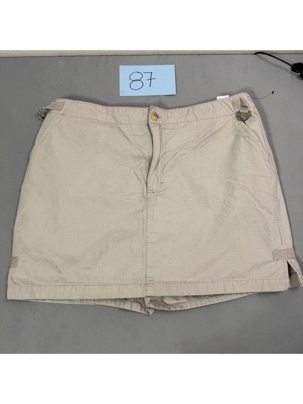 Gloria Vanderbilt Beige Skort 100% Cotton Woman's Size 14